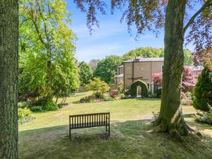 Photo 2- click for photo gallery